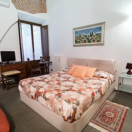 La Corte Del Re Suite & Rooms Arezzo Bagian luar foto