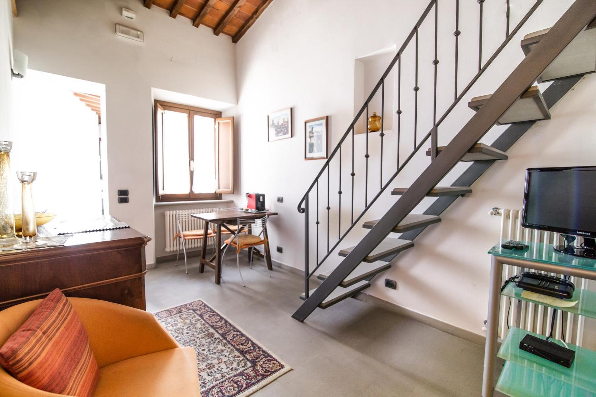 La Corte Del Re Suite & Rooms Arezzo Bagian luar foto