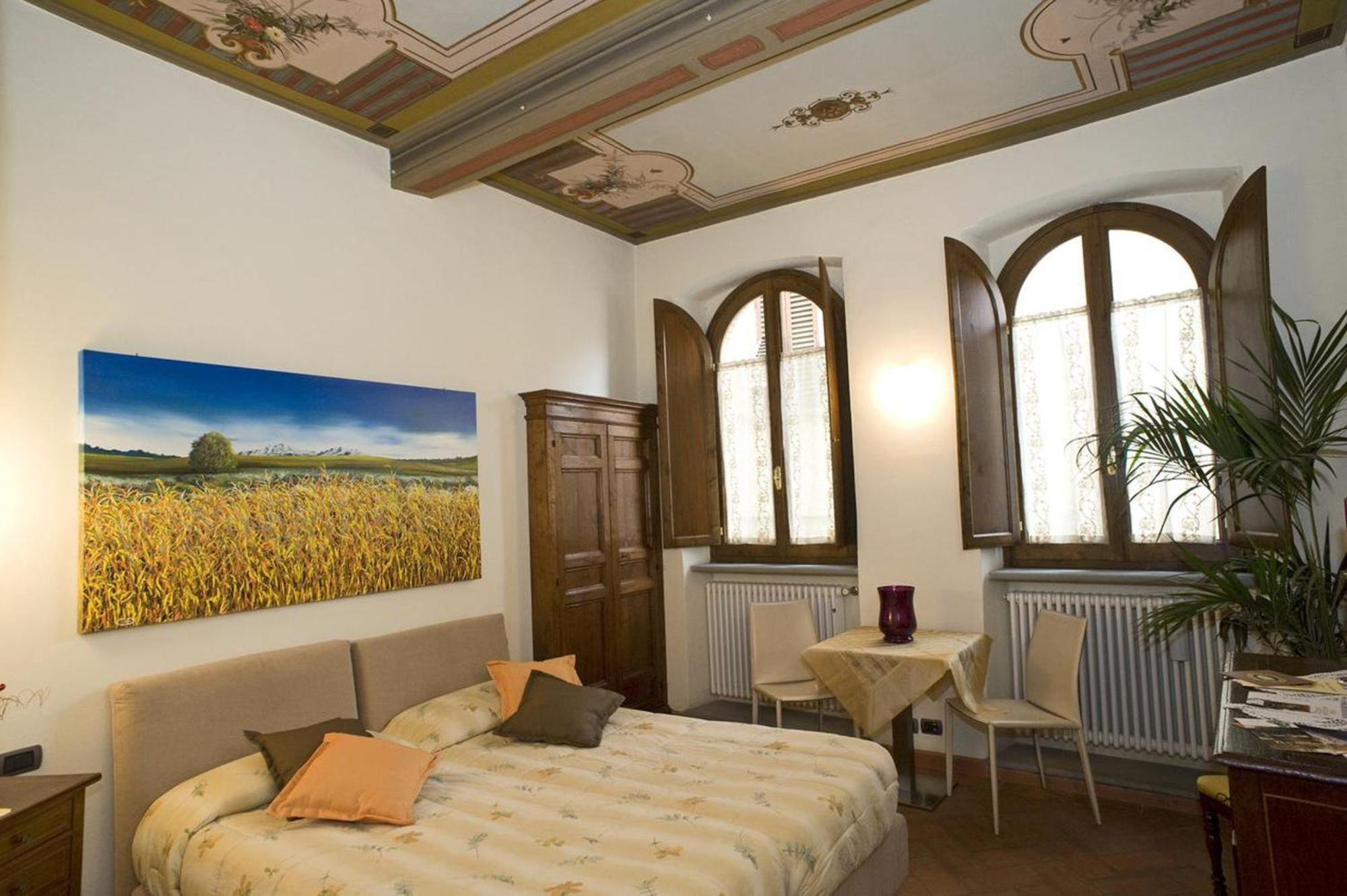La Corte Del Re Suite & Rooms Arezzo Bagian luar foto